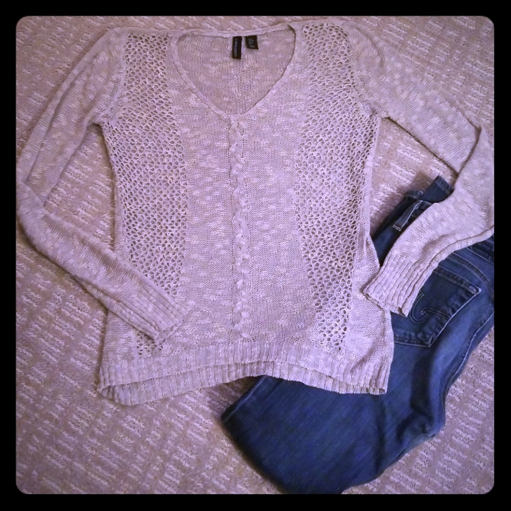 Cynthia Rowley cream and tan shear vneck top
